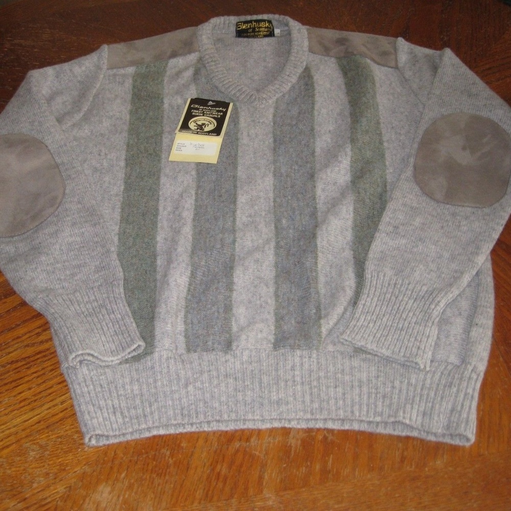 NWT Glenhusky Scotland Wool Sweater Elbow Patch L